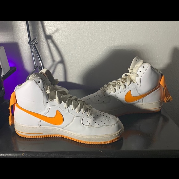 NIKE AIR Force 1 High “Vibrant Orange” - Picture 6 of 7